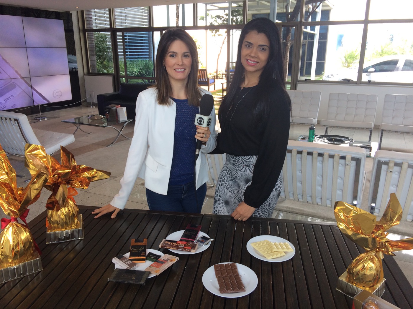Bárbara Cardoso entrevistada pela Globo